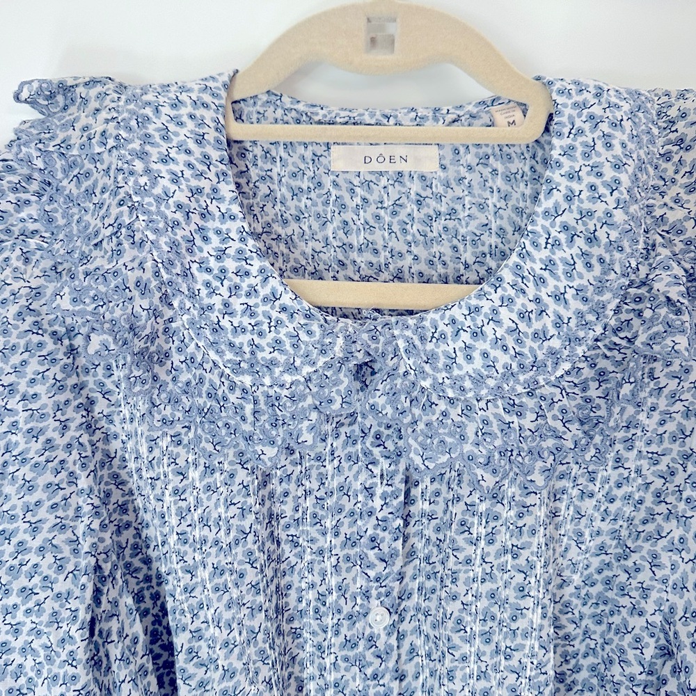 Doen dress - size small, worn once.  Like new.